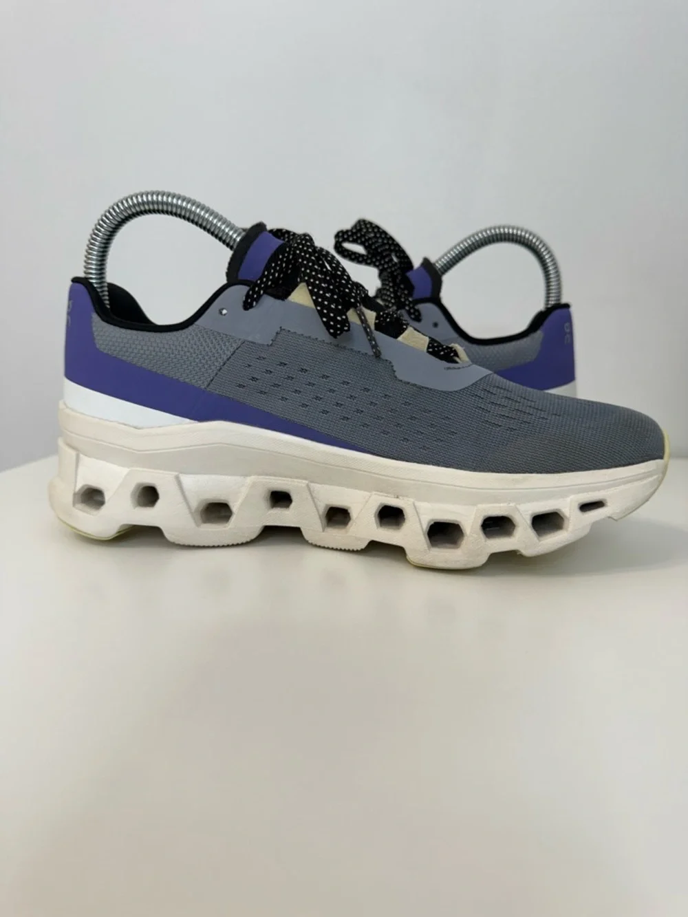 On Running Cloudmonster Mist Blueberry Size Women’s 6.5 Helion Cloudtec - Picture 6 of 9